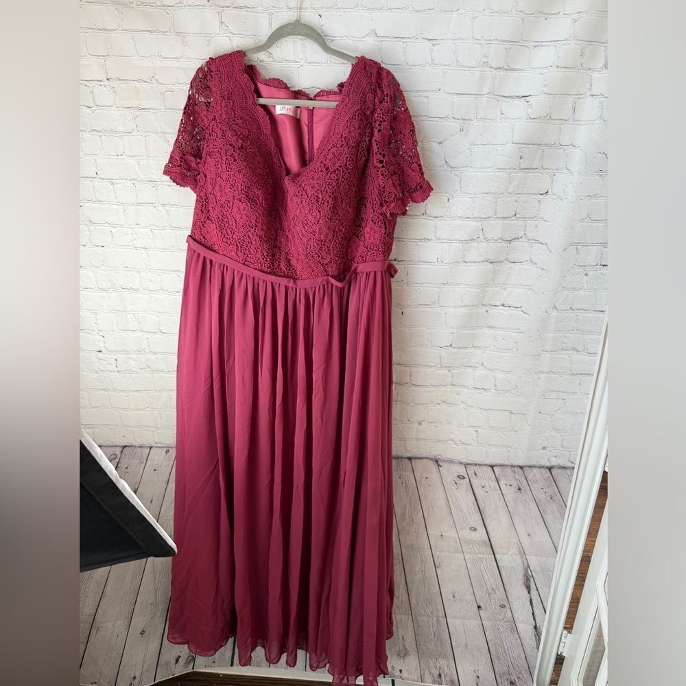 JJs House Lace Maxi Dress in Rich Burgundy NWT 24W